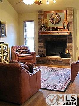 1st image of 3825 Berkshire Ln