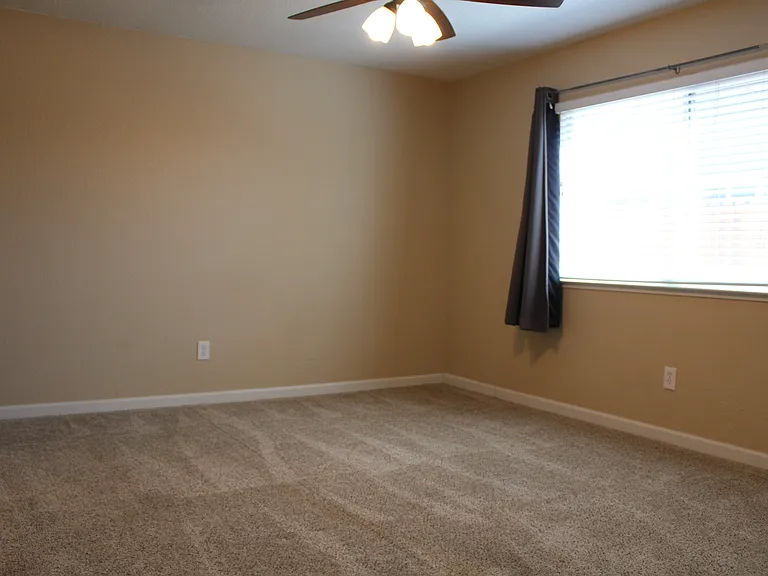 9100 Castlebar Way — Photo 10