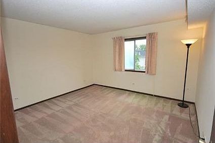 5th image of 9650 S Komensky Ave APT 205