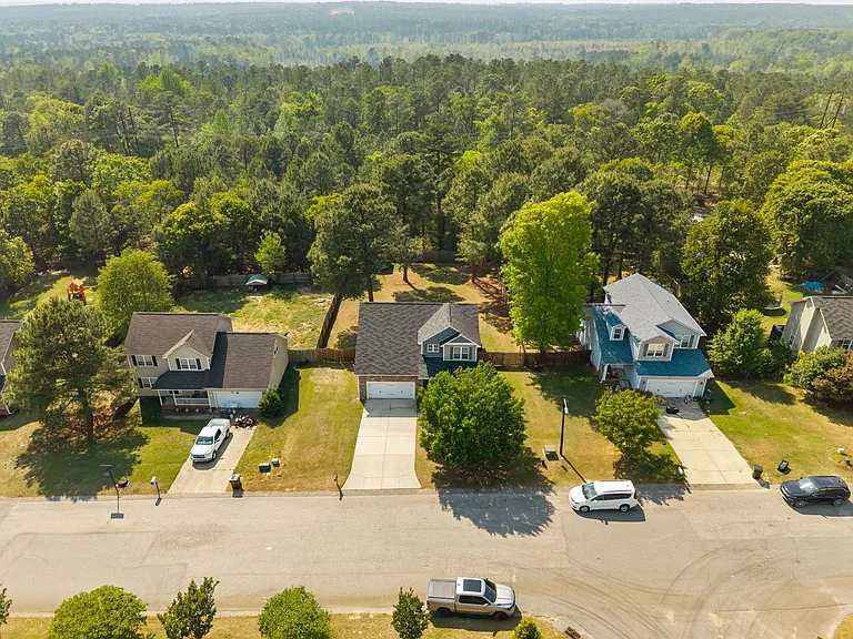 686 Colonial Hills Dr — Photo 41