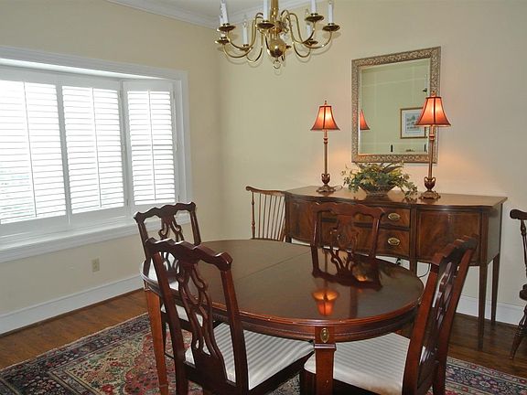 3rd image of 102 Country Club Ct