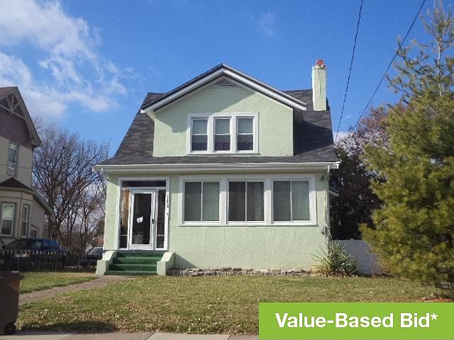 1st image of 5223 Ravenna St