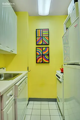 Sold by Sotheby's International Realty | media 3