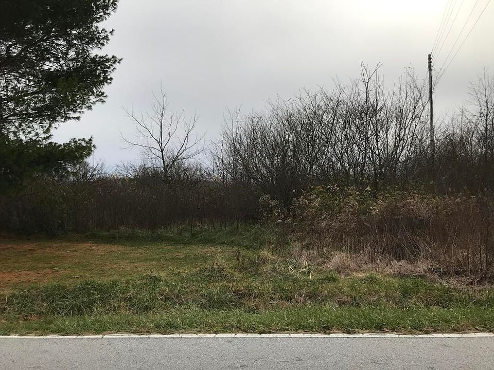 2nd image of 2342 Pigeon Ridge Rd