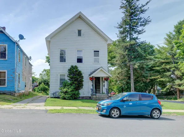 48 Fourth Avenue, Gloversville, NY 12078