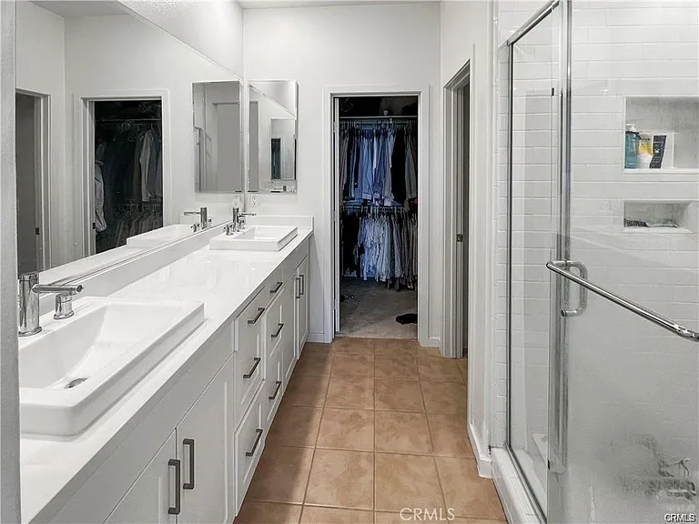 125 Cadence — Photo 4