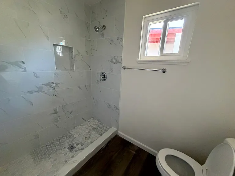 431 S G St — Photo 11