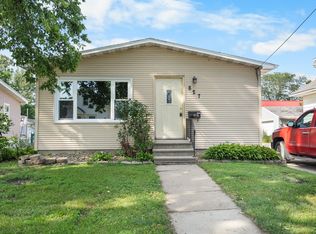 827 Williston Ave, Waterloo, IA 50702
