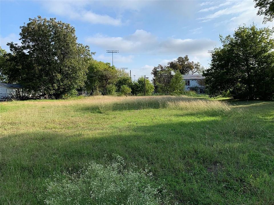 2nd image of 405 S Brazos St Lot 6