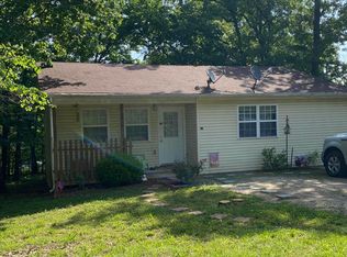 5010 Redbud Dr, Rockaway Beach, MO 65740