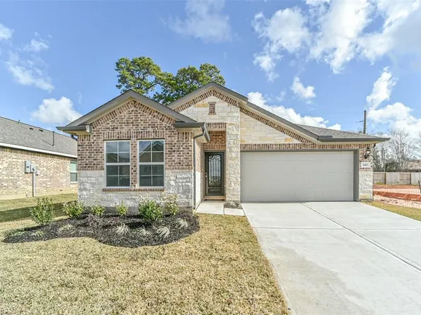 220 Harlingen Dr, Magnolia, TX 77354