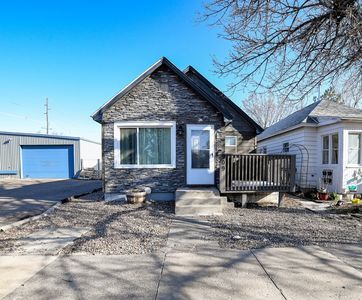 909 4th Ave S, Great Falls, MT, 59405