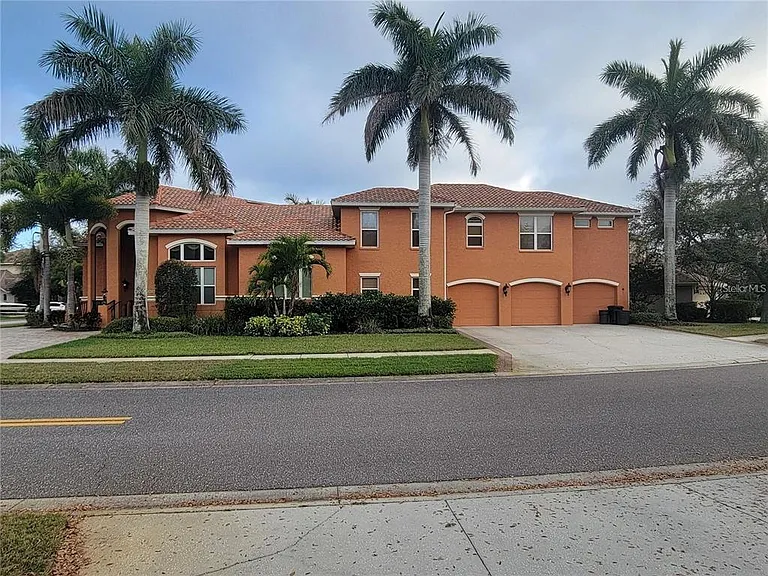 10209 Thurston Groves Blvd — Photo 66