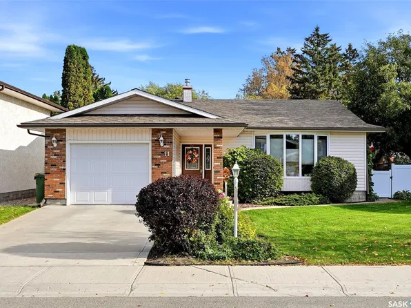 11 Green Meadow Road, Regina, SK S4V 0A4