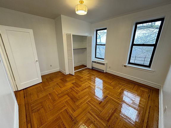 4th image of 714 Ocean Ave #6R