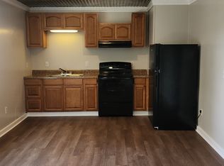 111 Hill St, Mc Intyre, GA 31054