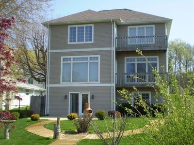 11655 N Elm Grove Dr, Syracuse, IN, 46567