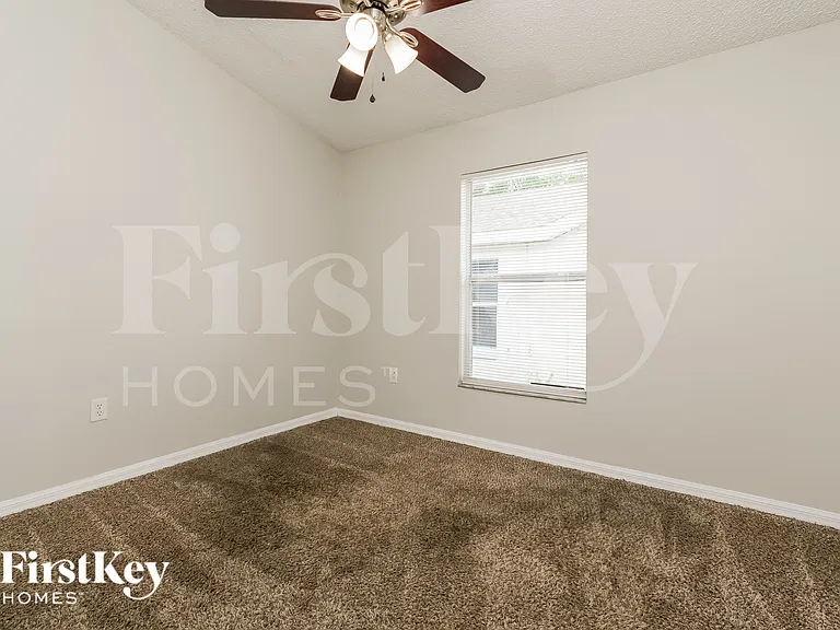 6556 Viewpoint Ct — Photo 12