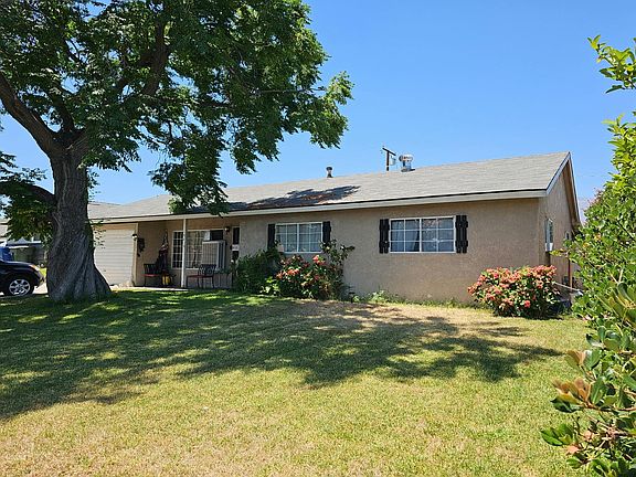2nd image of 1541 E Highland Ct