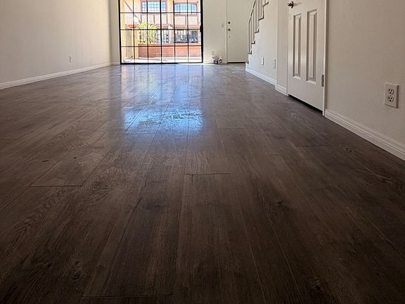 2nd image of 11127 La Maida St Unit 23
