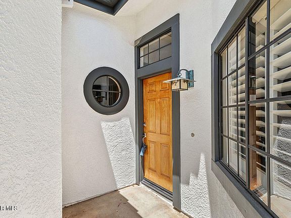 2nd image of 4819 La Rosa Dr