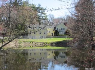 4 Berry Hill Rd, Oyster Bay, NY 11771