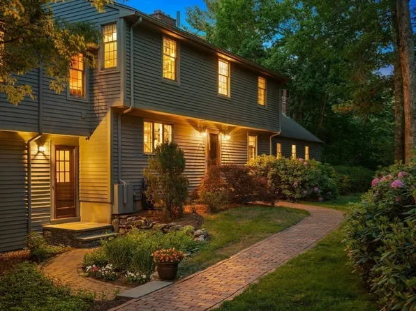 41 Great Rock Rd, Sherborn, MA 01770