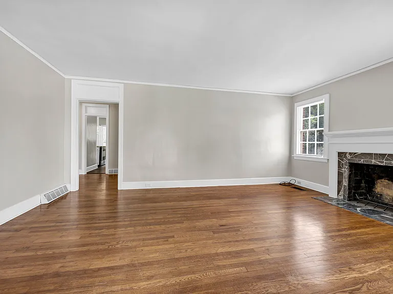 312 S Woodrow St — Photo 9