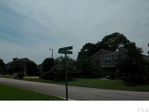 3rd image of 3800 Saber Tooth Cir