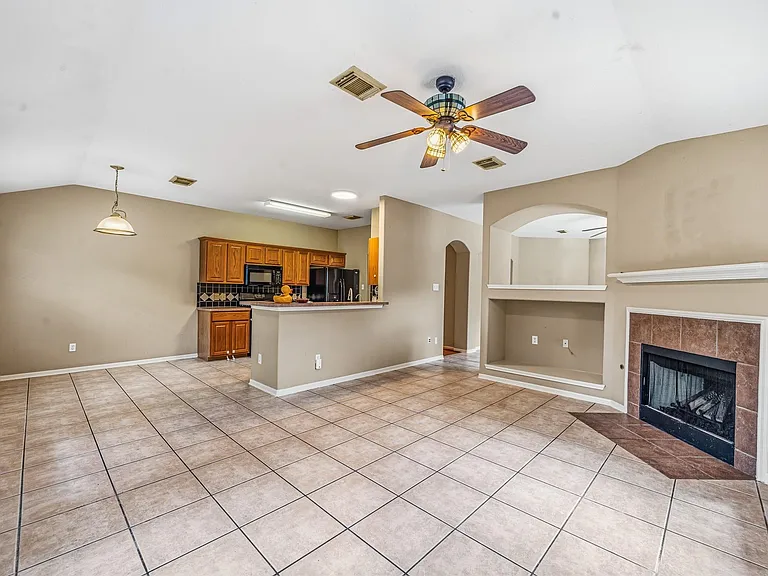 17935 Rose Hill Park Ln — Photo 8