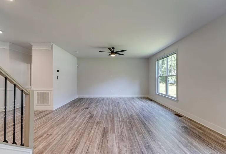 7 Limox Ln #1 — Photo 4