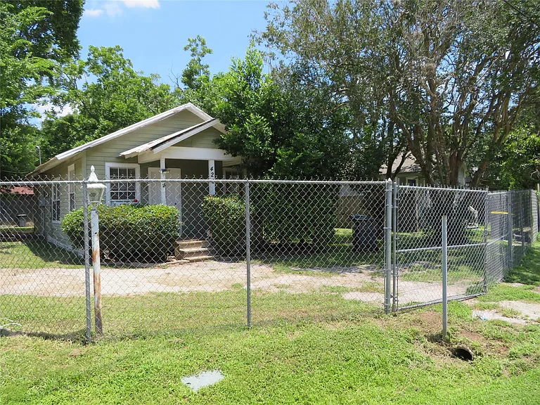 422 Mill Ave — Photo 20