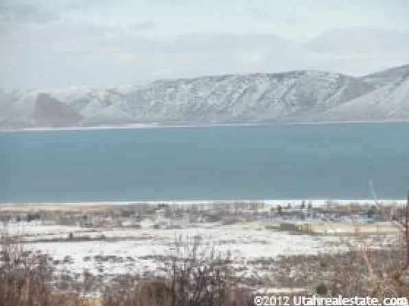 869 S Lakeview Dr, Garden City, UT 84028