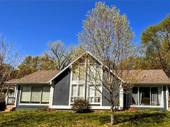 7708 W 86th St, Overland Park, KS 66212