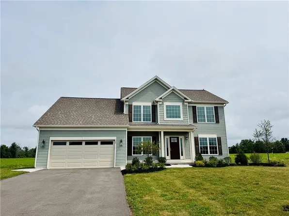 155 Jade Creek Dr, Greece, NY 14468