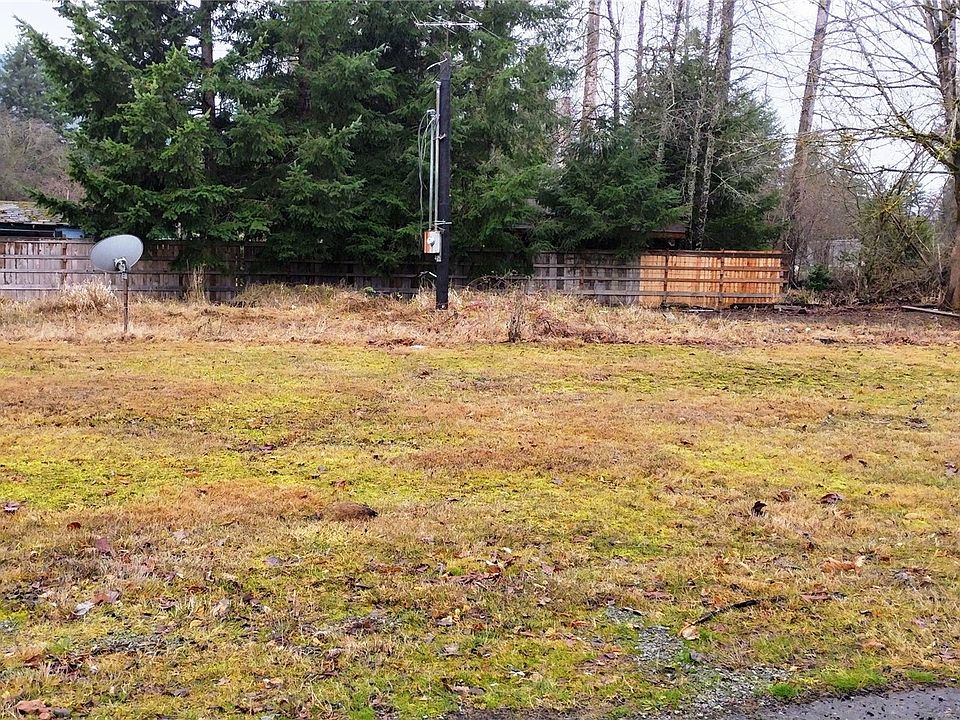 1st image of 118 Tahoma Street E