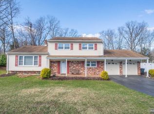 12 Vernon Ct, Wayne, NJ 07470
