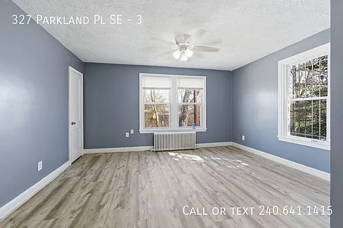 327 Parkland Pl SE Photo 1