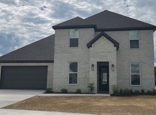 3594 E Greystone Dr, Fayetteville, AR 72764