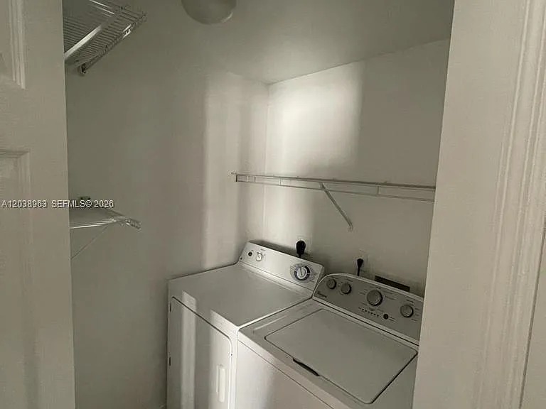 2412 Centergate Dr #201 — Photo 12