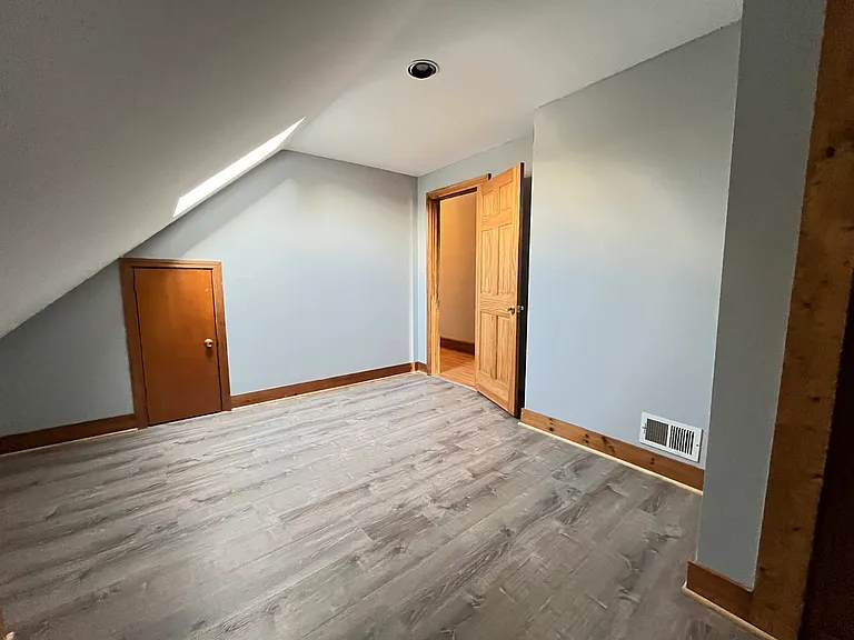 551 Townsend Ave #3 — Photo 13