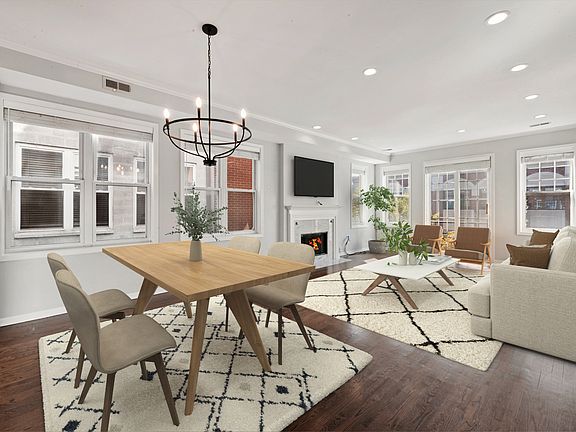 3rd image of 1326 W Belmont Ave #3E