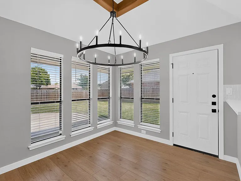 3933 Alto Ave — Photo 8