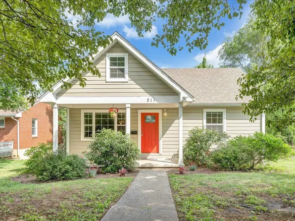 211 Murrell Rd NE, Roanoke, VA 24012