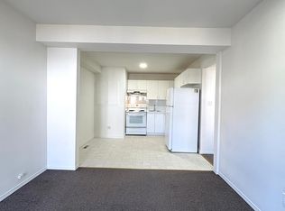 5571 McRae St #101, Richmond, BC