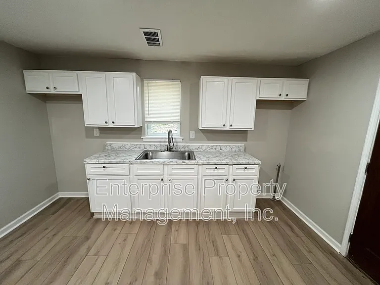 865 Haynes St — Photo 14