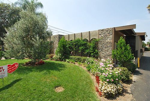1st image of 10333 La Reina Ave #10335