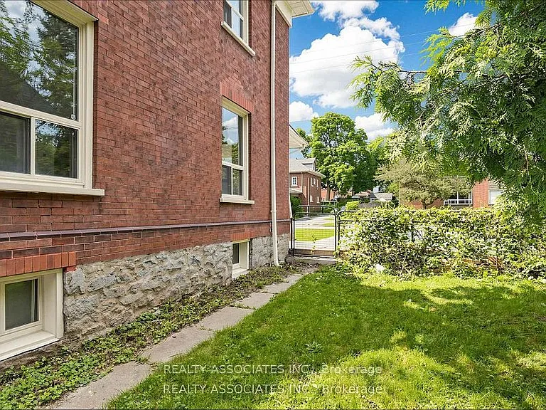 6058 Culp St — Photo 42