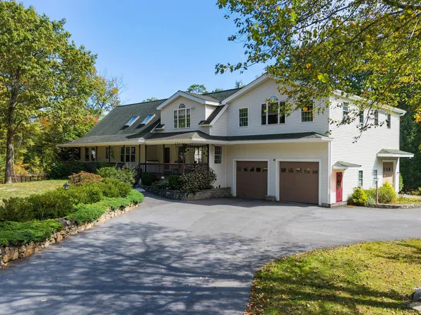 69 Heather Circle, Auburn, NH 03032