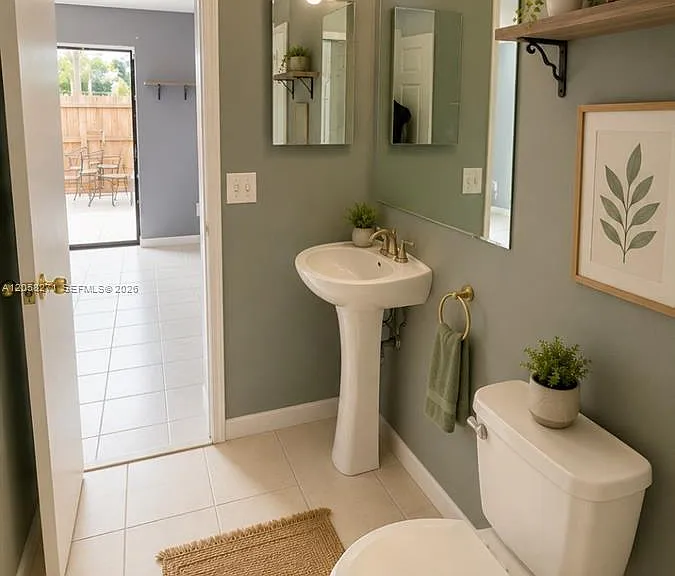 10900 NW 7th St #101 — Photo 9